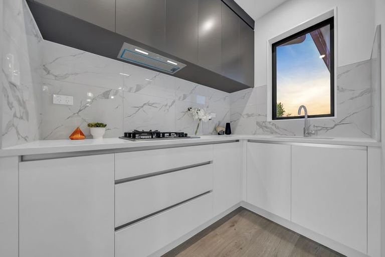 Photo of property in 204 Helenslee Road, Pokeno, 2472