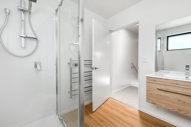 Photo of property in 2/116 Aldwins Road, Phillipstown, Christchurch, 8062