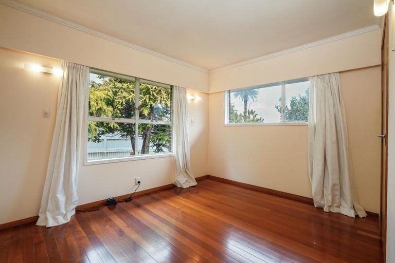 Photo of property in 121 Udys Road, Pakuranga, Auckland, 2010