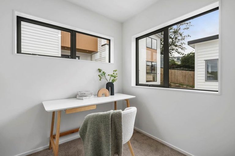 Photo of property in 148d Moire Road, West Harbour, Auckland, 0618