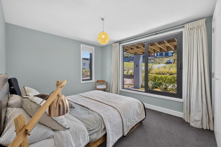 Photo of property in 11 Kaioruru Lane, Charteris Bay, Lyttelton, 8971