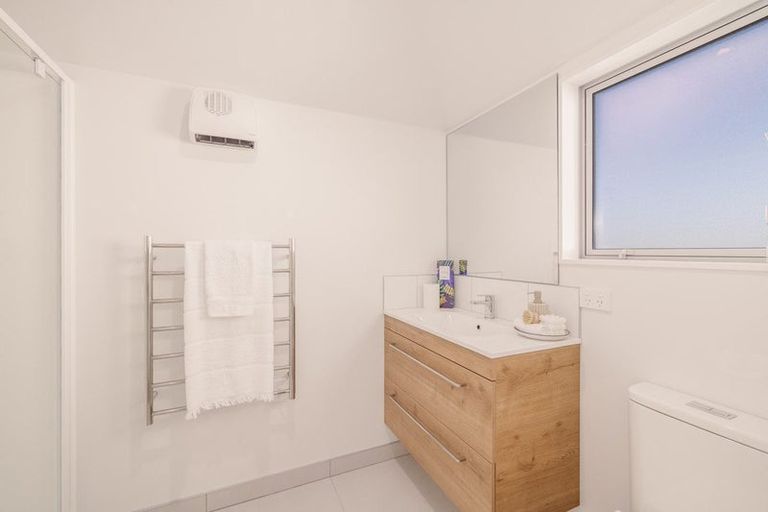 Photo of property in 1/118 Oram Avenue, New Brighton, Christchurch, 8061