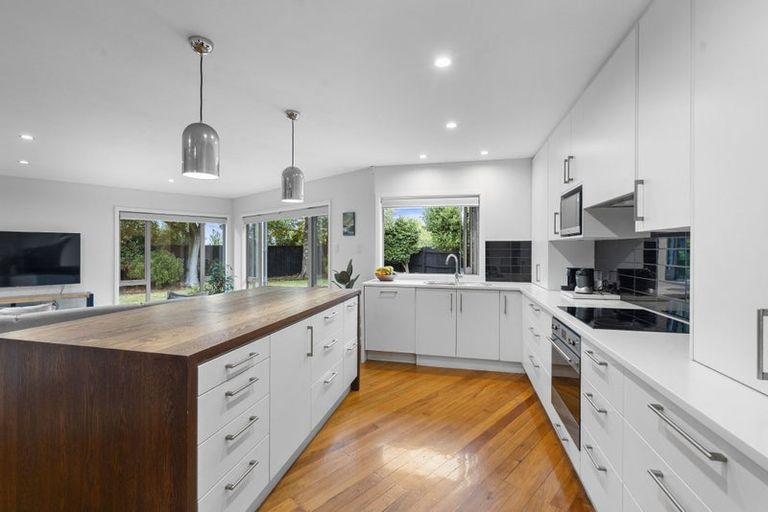 Photo of property in 53 Windermere Road, Papanui, Christchurch, 8053