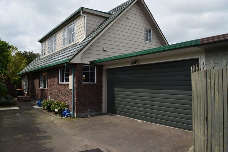 Photo of property in 79 Churchill Avenue, Hokowhitu, Palmerston North, 4410