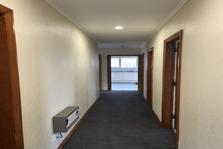 Photo of property in 102 Miramar Avenue, Miramar, Wellington, 6022