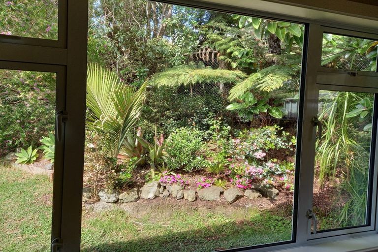 Photo of property in 22 Hammond Avenue, Hatfields Beach, Orewa, 0931