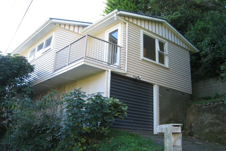 Photo of property in 3 Chella Way, Khandallah, Wellington, 6035