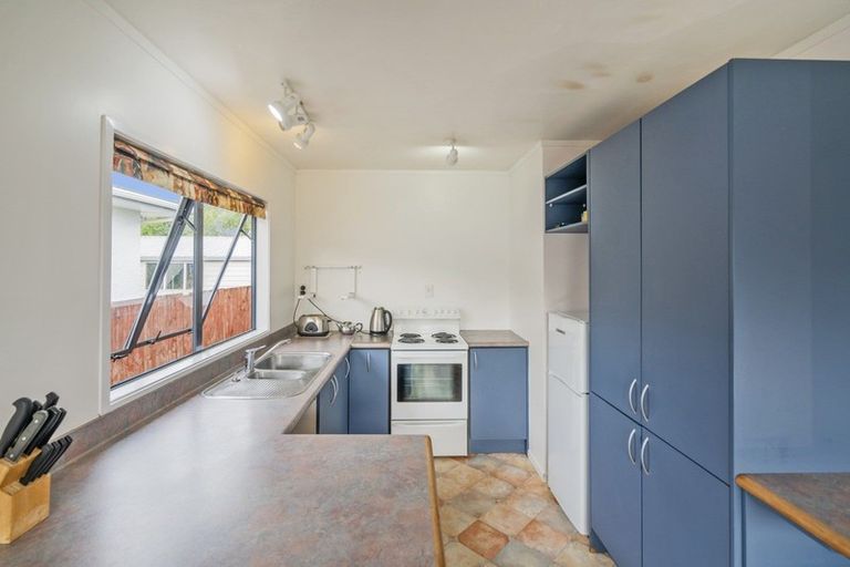 Photo of property in 13 Mayfair Close, Whitianga, 3510