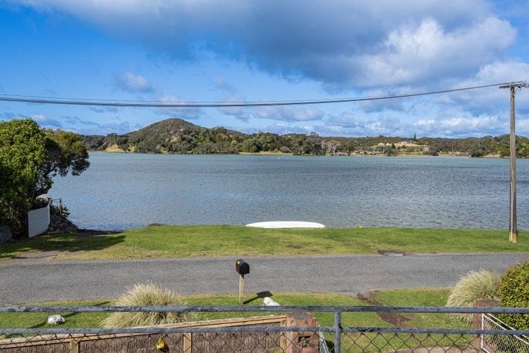 Photo of property in 4 Papaka Road, Ngunguru, Whangarei, 0173