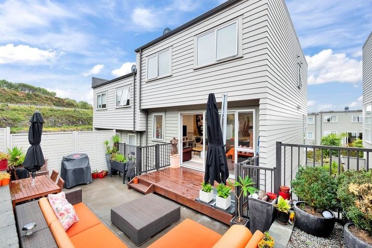 Photo of property in 68d Tihi Street, Stonefields, Auckland, 1072