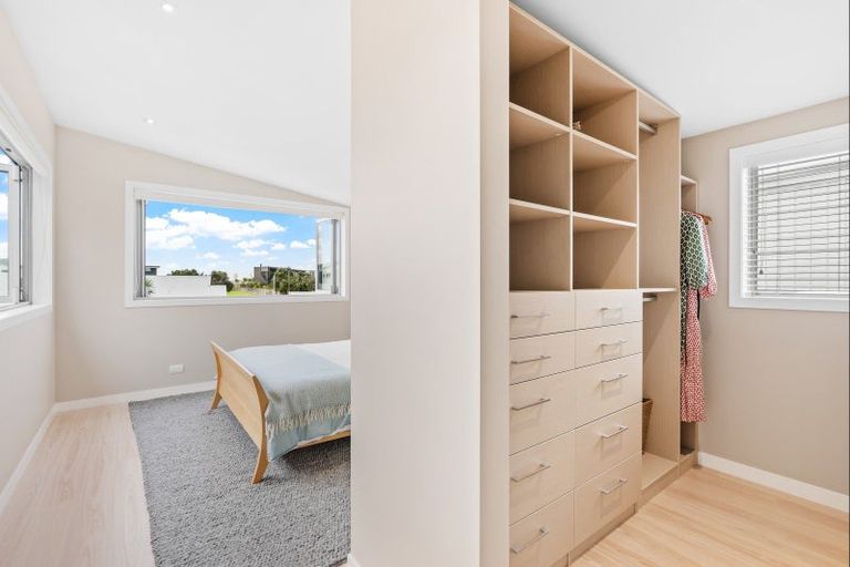 Photo of property in 11 Patiki Place, Omaha, 0986