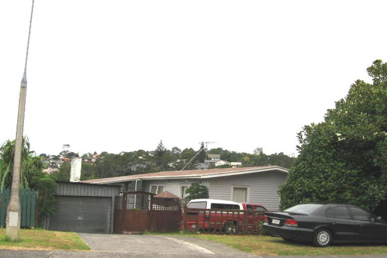 Photo of property in 57 Lauderdale Road, Birkdale, Auckland, 0626