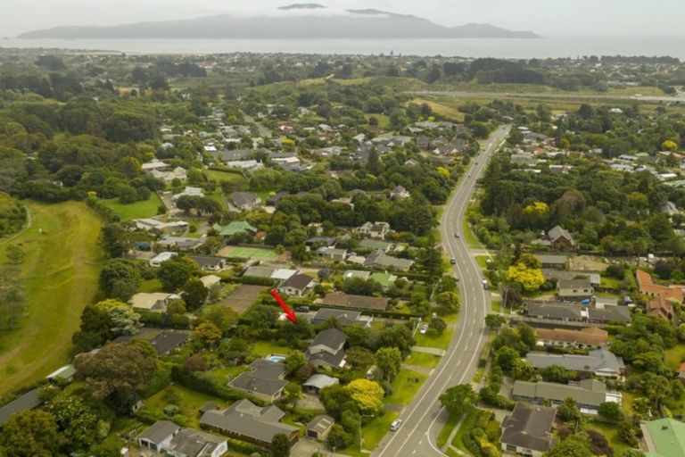 Photo of property in 256 Te Moana Road, Waikanae, 5036