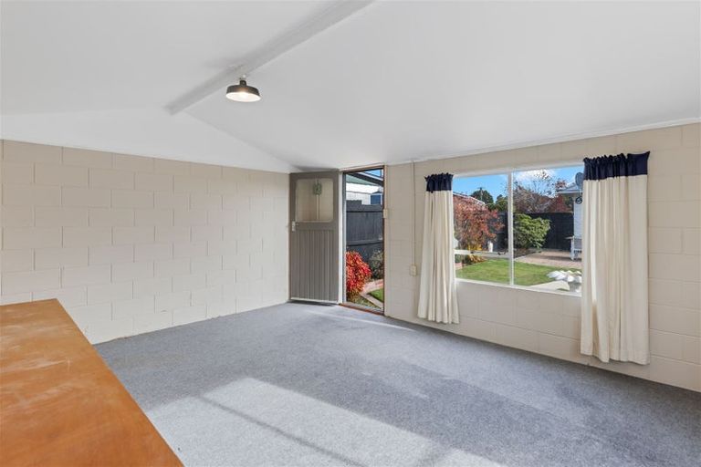 Photo of property in 92 Mooray Avenue, Bishopdale, Christchurch, 8053