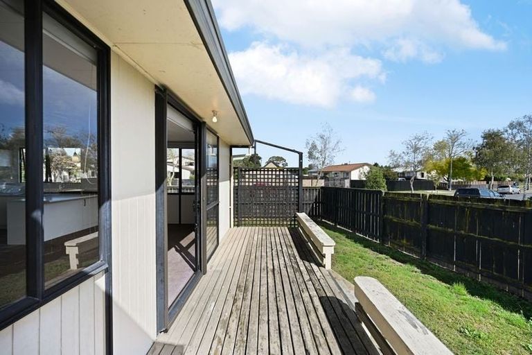 Photo of property in 18 Garland Drive, St Andrews, Hamilton, 3200