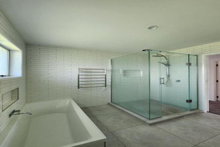 Photo of property in 36 Jans Terrace, Oakura, 4314