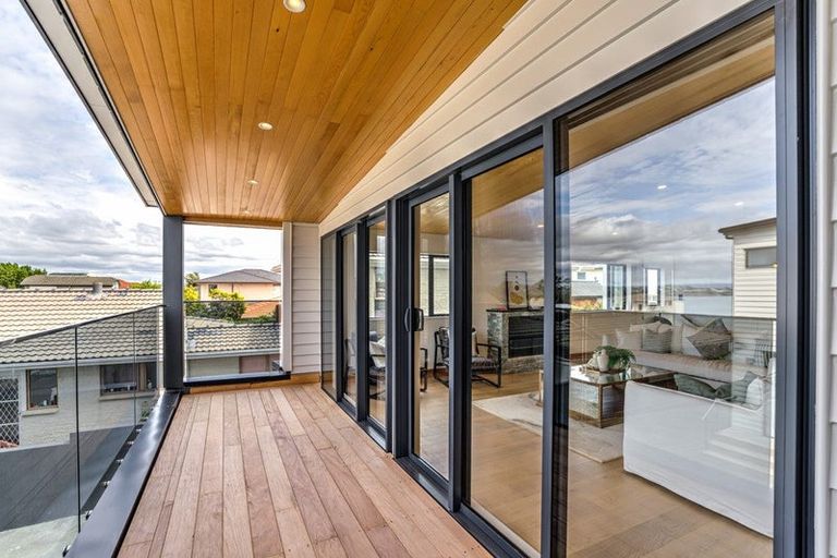 Photo of property in 3b Pine Ridge Terrace, Waikanae Beach, Waikanae, 5036