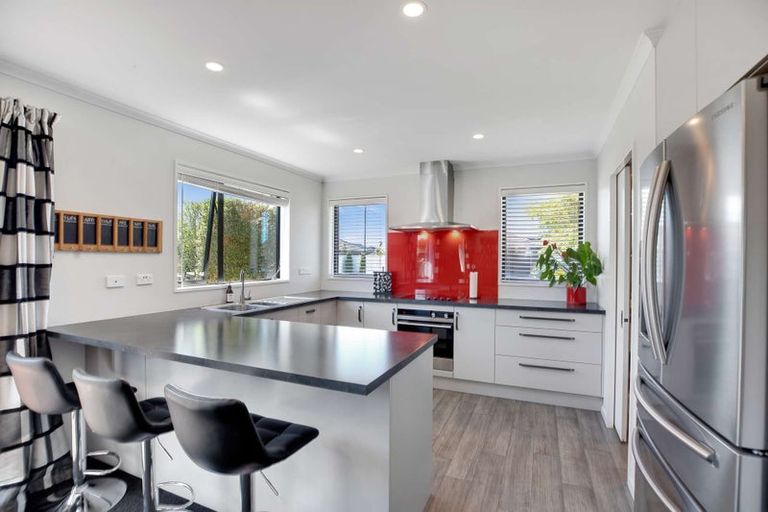 Photo of property in 28 Henrietta Street, Marshland, Christchurch, 8083