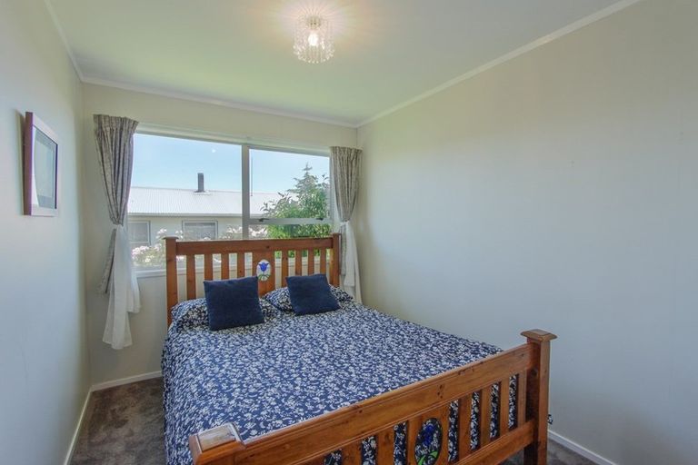 Photo of property in 21a Pohutukawa Drive, Owhata, Rotorua, 3010