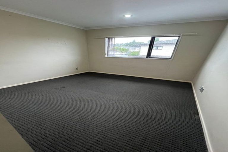 Photo of property in 3b Harrington Road, Henderson, Auckland, 0610