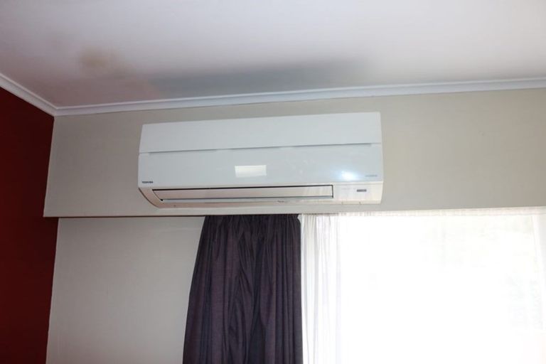 Photo of property in 12a Helena Road, Hillcrest, Hamilton, 3216