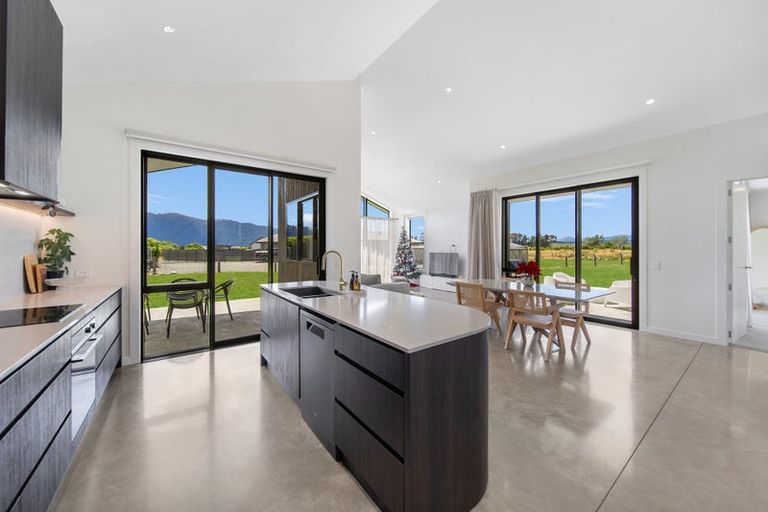 Photo of property in 49 Pukutahi Drive, Te Anau, 9600