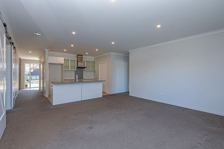 Photo of property in 22 Varsity Heights, Fitzherbert, Palmerston North, 4410