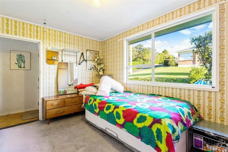 Photo of property in 14 Vipond Road, Stanmore Bay, Whangaparaoa, 0932