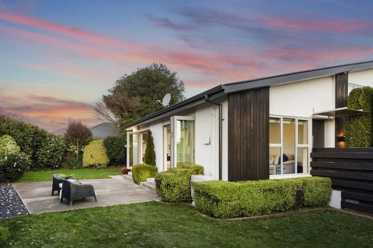 Photo of property in 1/54 Garreg Road, Bryndwr, Christchurch, 8052