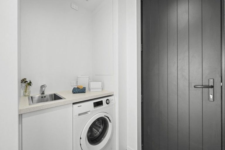 Photo of property in 18a Collins Street, Addington, Christchurch, 8024