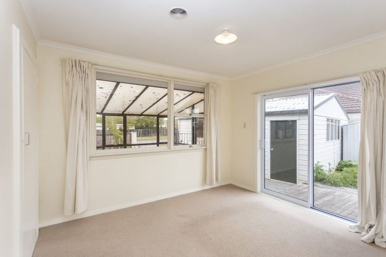 Photo of property in 28 Barnes Road, Redwood, Christchurch, 8051