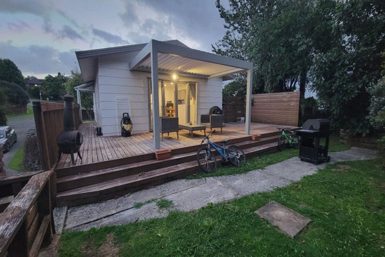 Photo of property in 56 Victory Street, Welcome Bay, Tauranga, 3112