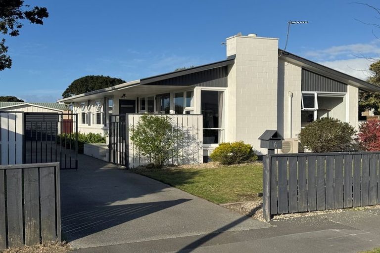 Photo of property in 6 Royalist Avenue, North New Brighton, Christchurch, 8083