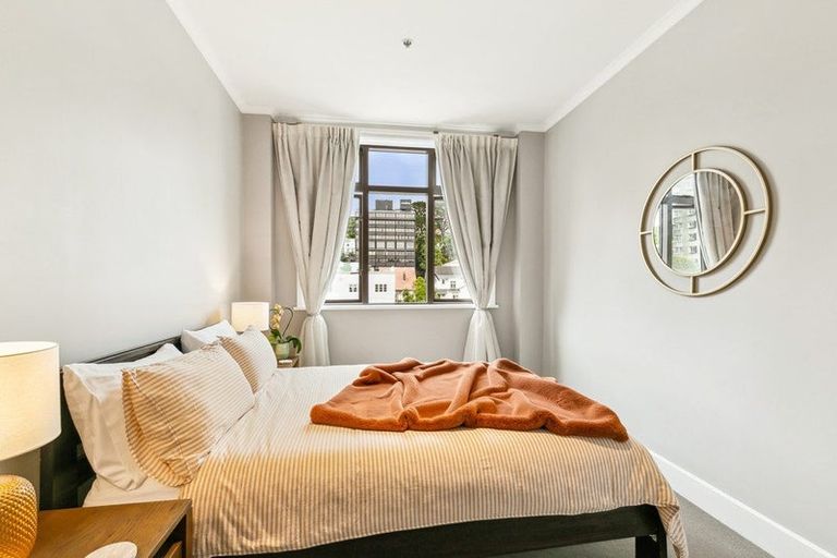 Photo of property in Augusta Apartments, 30/254 Willis Street, Te Aro, Wellington, 6011