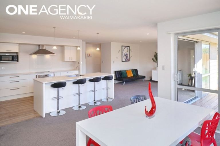 Photo of property in 11 Kuta Street, Pegasus, 7612