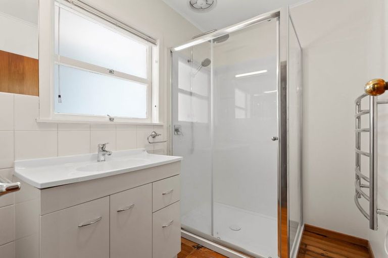 Photo of property in 1/80 Archers Road, Glenfield, Auckland, 0629