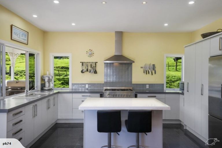 Photo of property in 40 Grant Road, Kinloch, Taupo, 3385