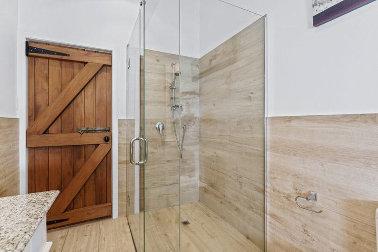 Photo of property in 516 Fordyce Road, South Head, Helensville, 0874