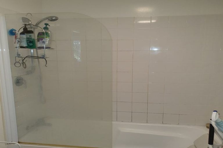 Photo of property in 221b The Terrace, Wellington Central, Wellington, 6011