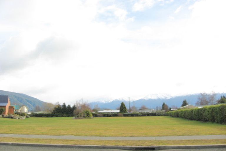 Photo of property in 15 Jackson Street, Te Anau, 9600