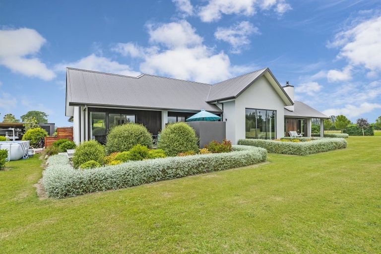 Photo of property in 128 Yaxleys Road, Loburn, Rangiora, 7473