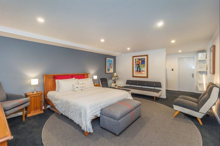 Photo of property in 218a Cambridge Street, Levin, 5510