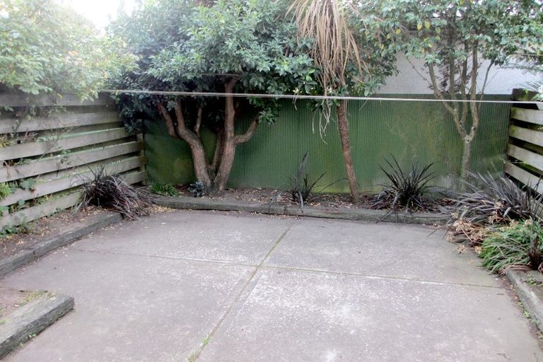 Photo of property in 2/26 Sherborne Street, St Albans, Christchurch, 8014