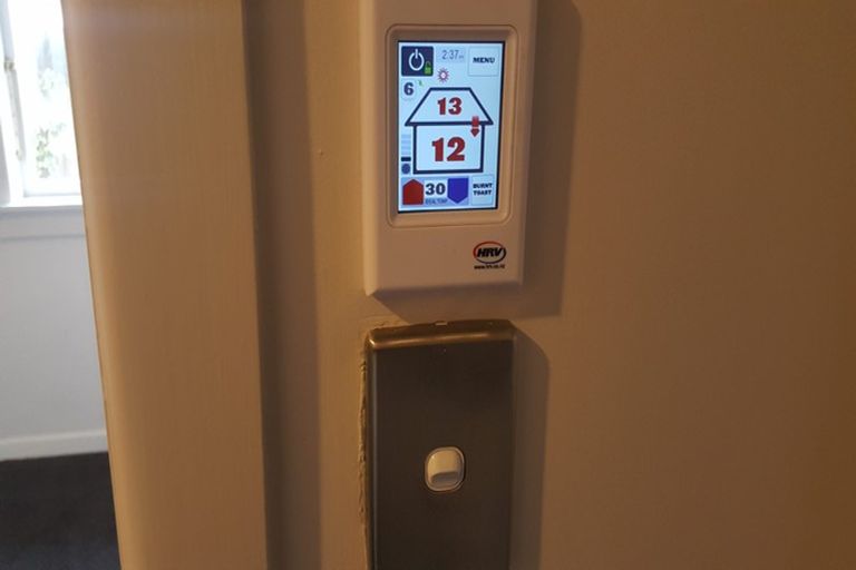 Photo of property in 163 Beach Haven Road, Beach Haven, Auckland, 0626