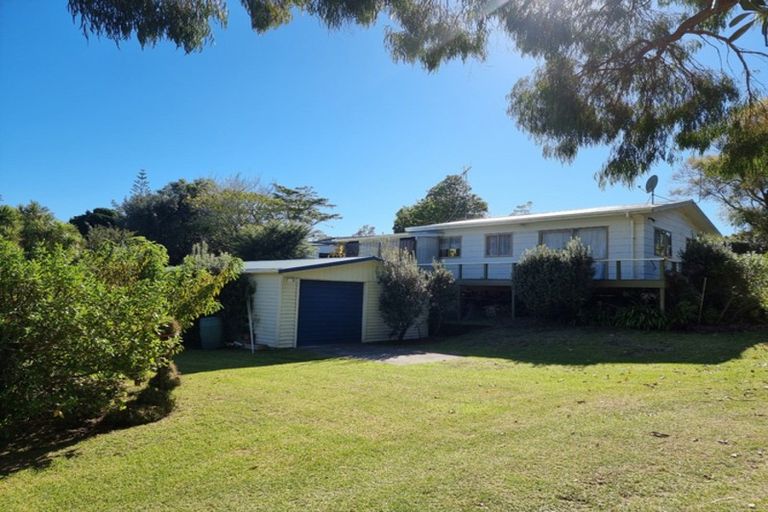 Photo of property in 730 Whangaruru North Road, Whangaruru, Hikurangi, 0184