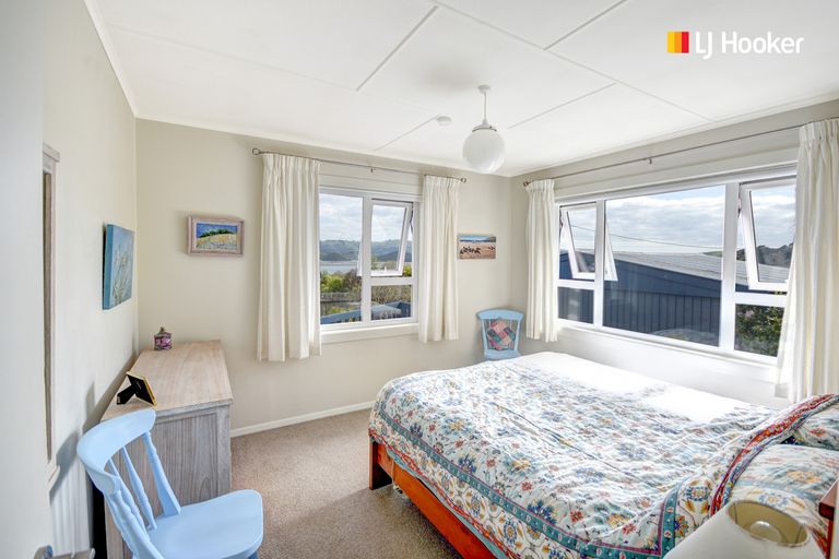 Photo of property in 8 Frances Street, Broad Bay, Dunedin, 9014