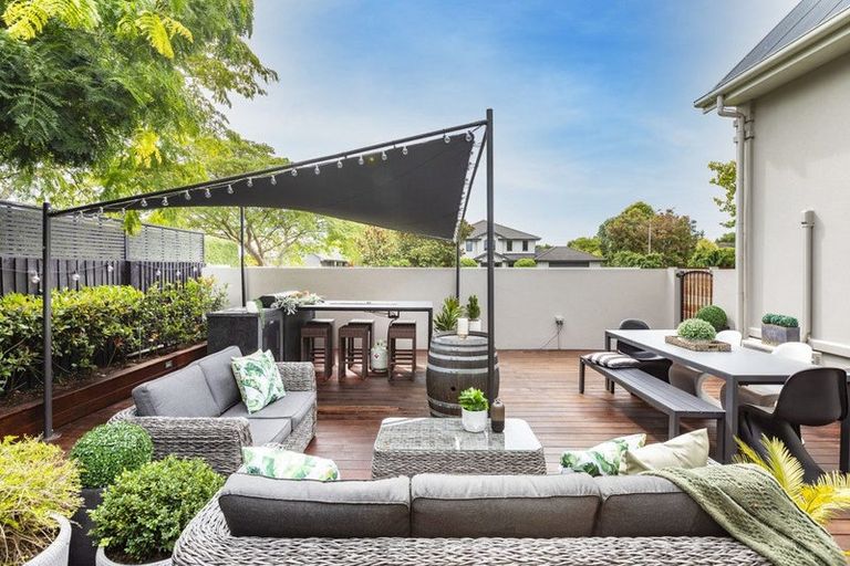 Photo of property in 20 Hussey Road, Harewood, Christchurch, 8051