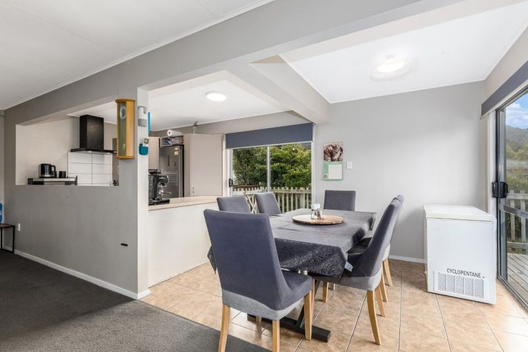 Photo of property in 42 Wood Street, Wainuiomata, Lower Hutt, 5014