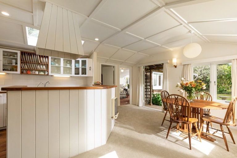 Photo of property in 103 Hinau Road, Waimauku, 0881