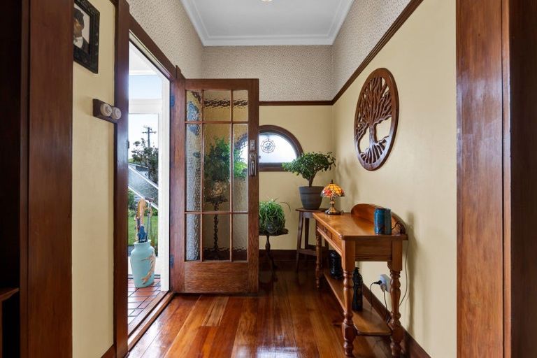 Photo of property in 22 Caledonia Street, Hawera, 4610